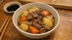 業務スーパーの冷凍じゃがいもで肉じゃが：凍ったまま煮て、味しみよく